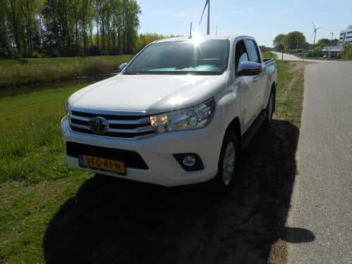 Toyota Hilux 2.4 D-4D-F Double Cab Professional - Afbeelding 2