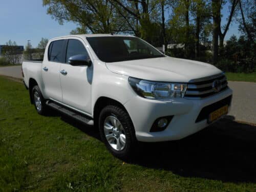 Toyota Hilux 2.4 D-4D-F Double Cab Professional