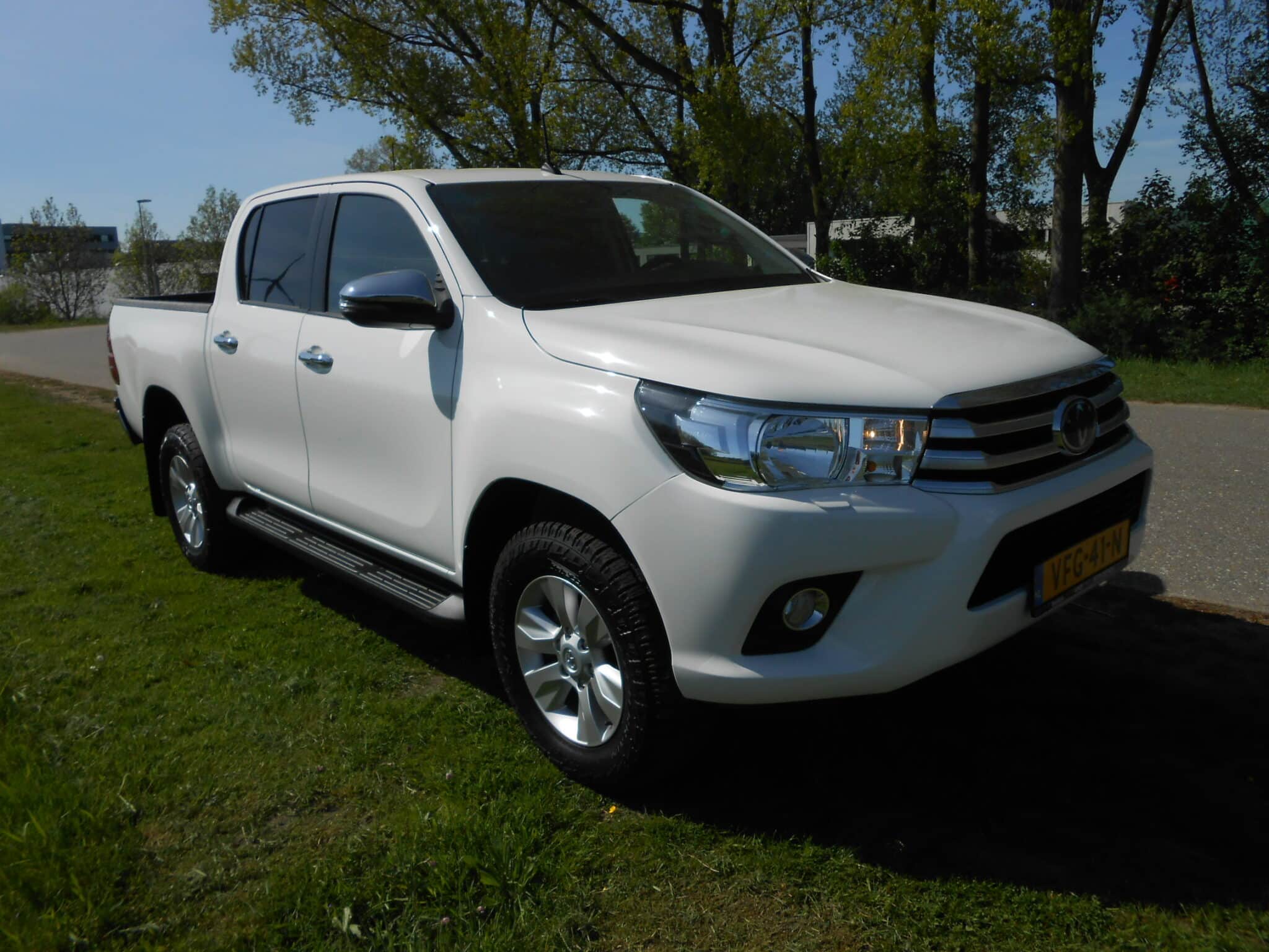 Toyota Hilux 2.4 D-4D-F Double Cab Professional