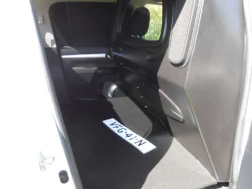 Toyota Hilux 2.4 D-4D-F Double Cab Professional - Afbeelding 12