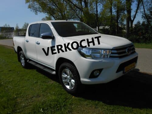 Toyota Hilux 2.4 D-4D-F Double Cab Professional